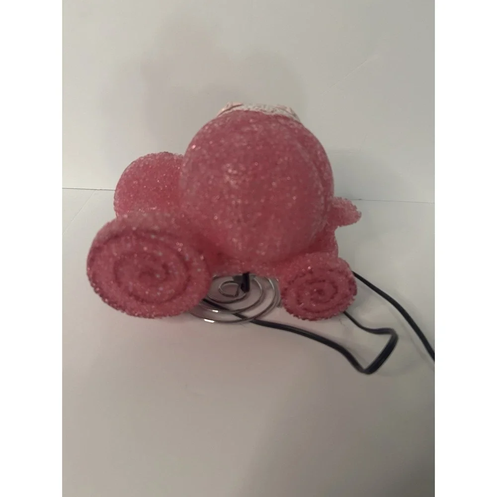Disney Princesses melted plastic popcorn pink Cinderella carriage Needs‎ Bulb